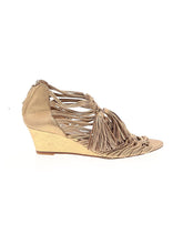 1 shoe size - 7 1/2