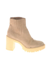 1 shoe size - 9 1/2