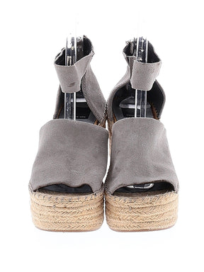 2 shoe size - 9