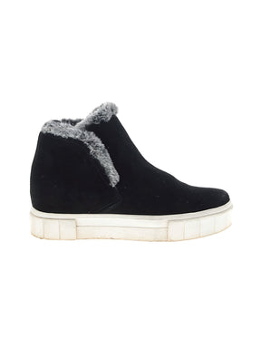 1 shoe size - 10