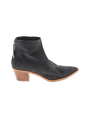 1 shoe size - 8 1/2