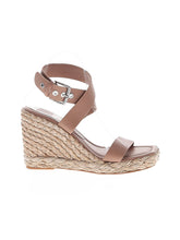 1 shoe size - 9