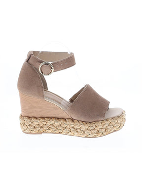 1 shoe size - 8