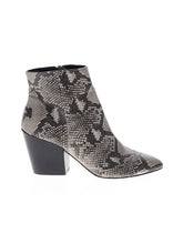1 shoe size - 7 1/2