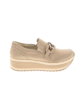 1 shoe size - 8
