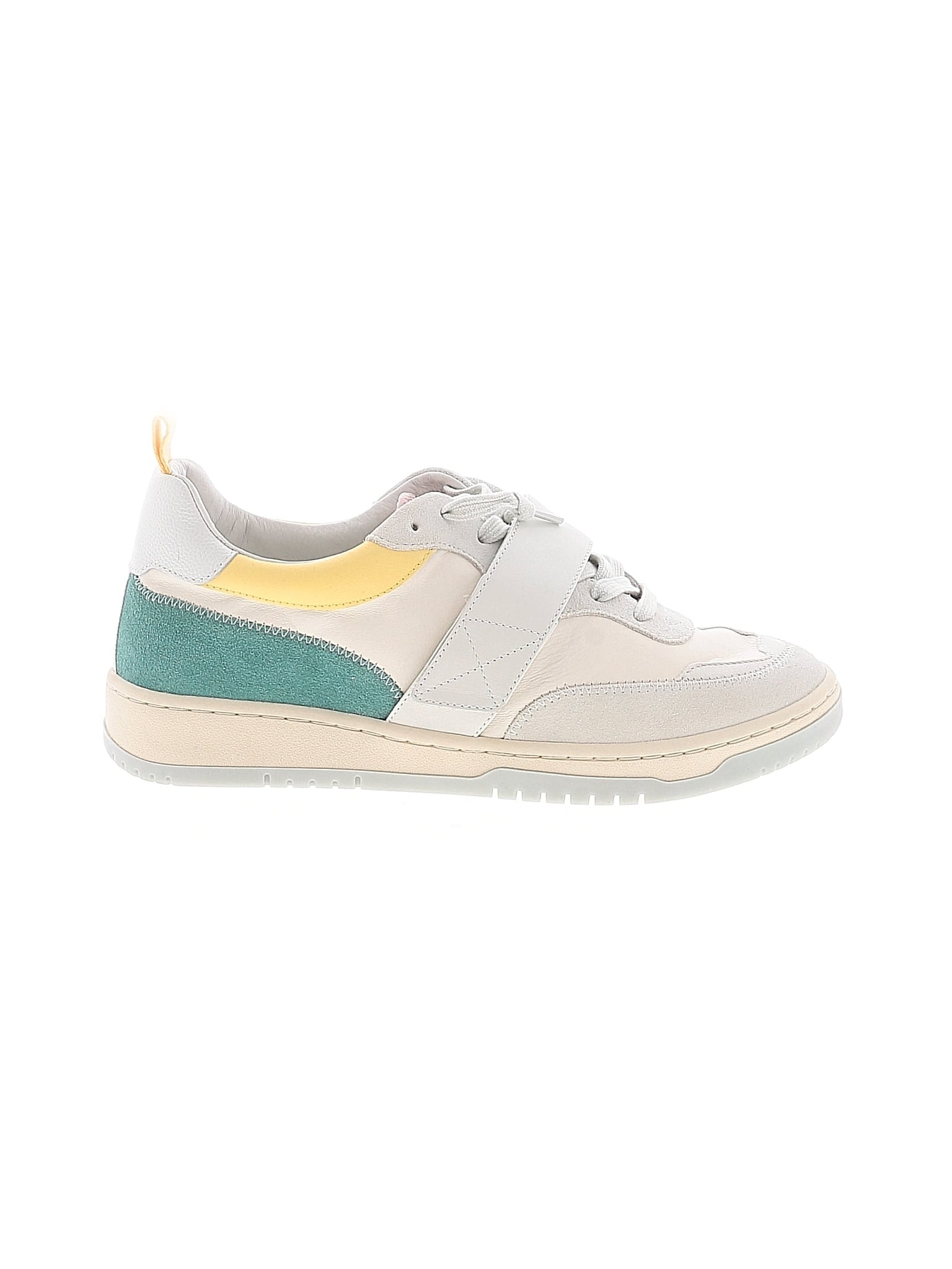 1 shoe size - 8
