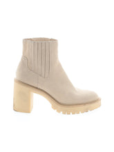 1 shoe size - 9 1/2