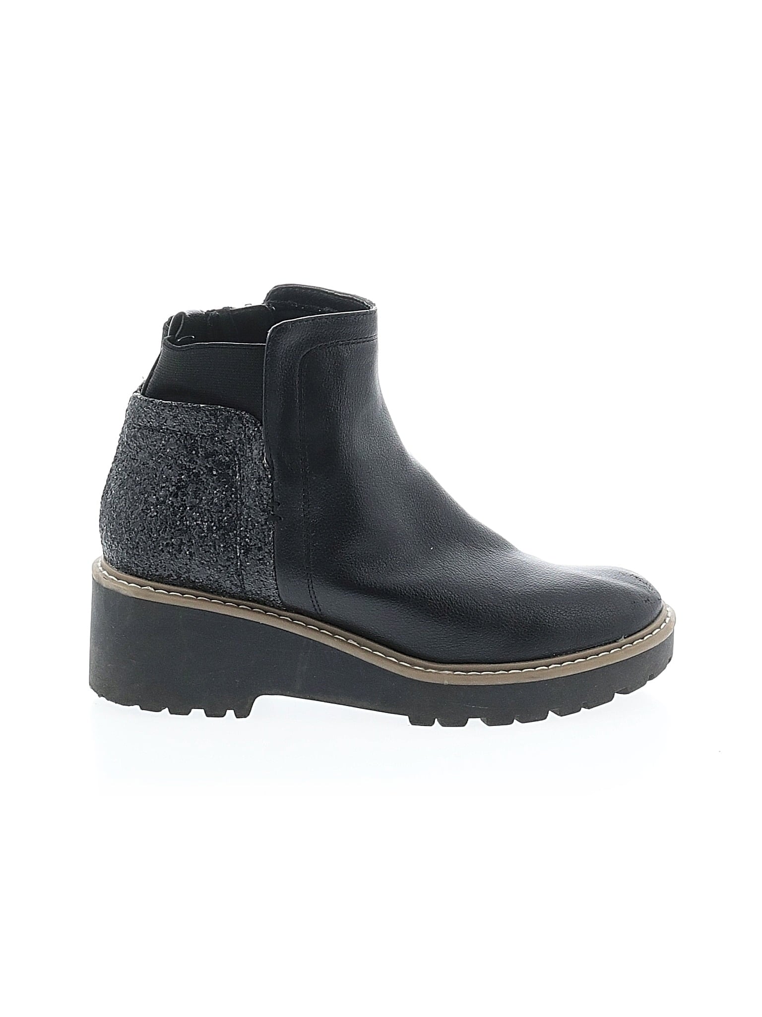 1 shoe size - 5