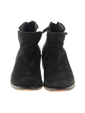 2 shoe size - 7