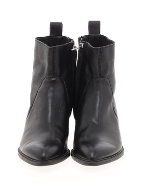 2 shoe size - 6 1/2